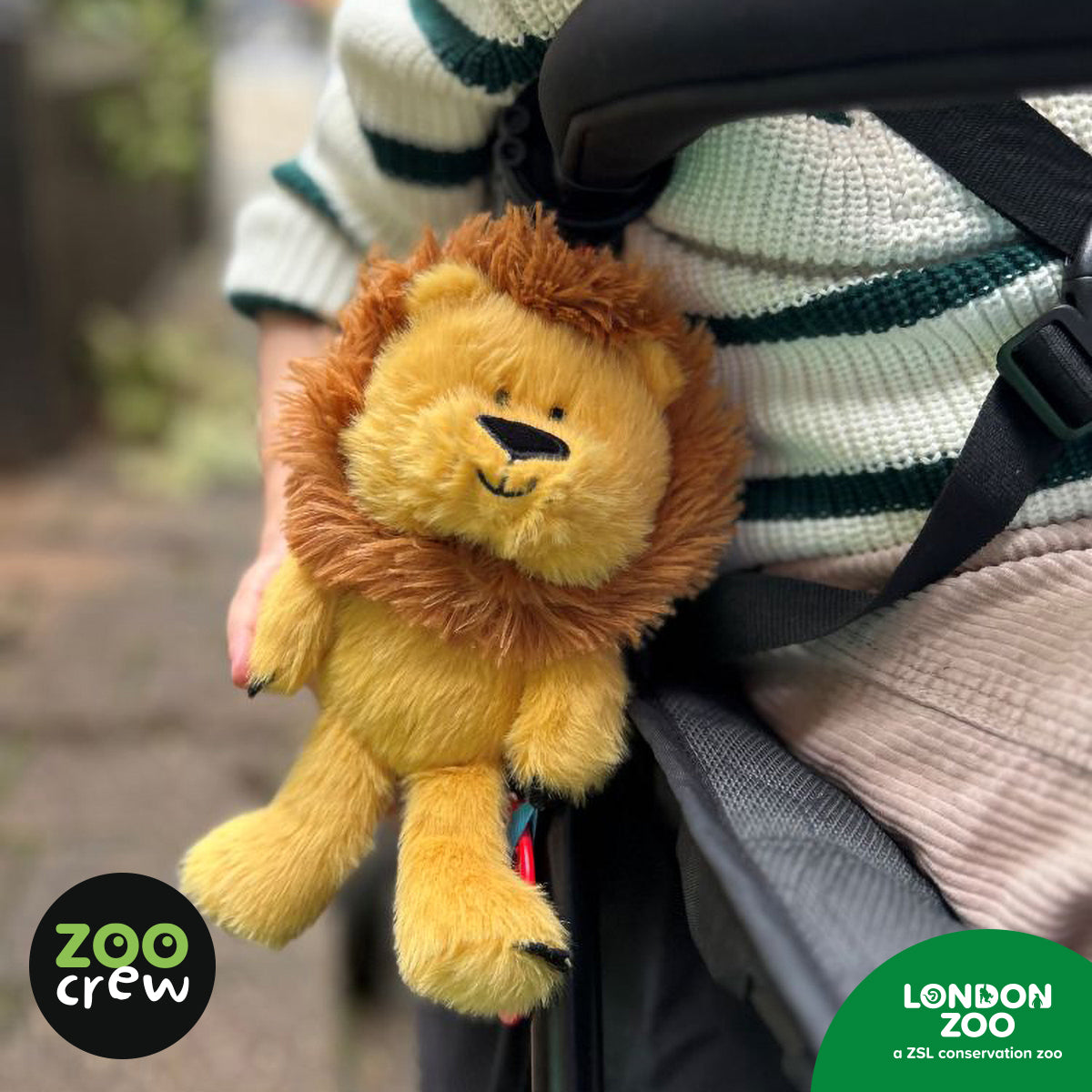 Product image 5 of Clip & Go Lion, a plush toy for ages 0+, by Make Believe Ideas.