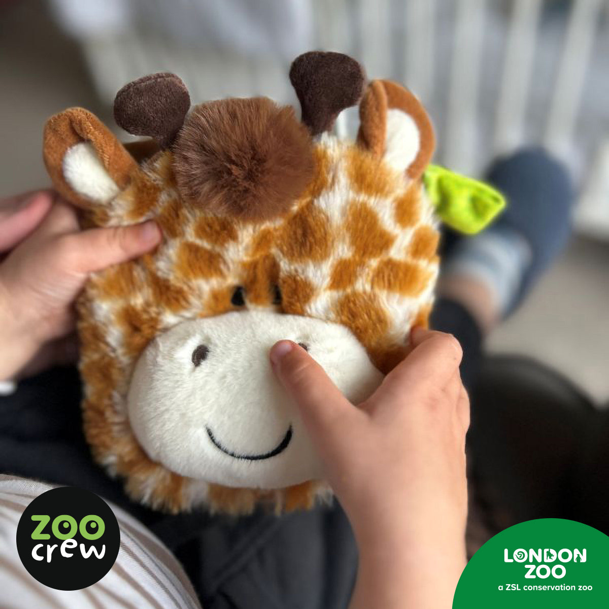 Product image 6 of Hand-Puppet Cloth Book Giraffe, a cloth book for ages 0+, by Make Believe Ideas.